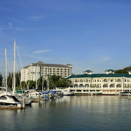 Hotel Avillion Admiral Cove à Port Dickson Extérieur photo