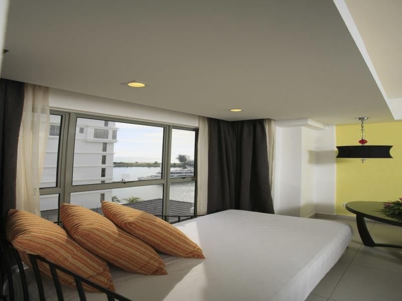 Hotel Avillion Admiral Cove à Port Dickson Extérieur photo