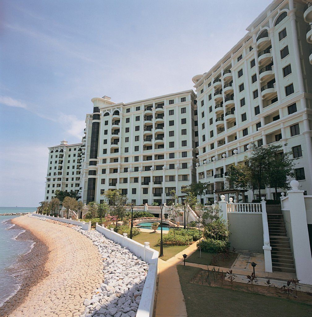 Hotel Avillion Admiral Cove à Port Dickson Extérieur photo